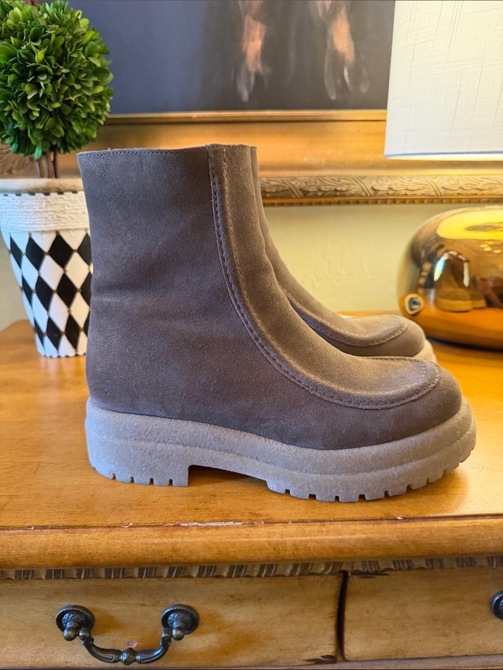 La CANADIENNE Brown Suede Platform Ankle Boots